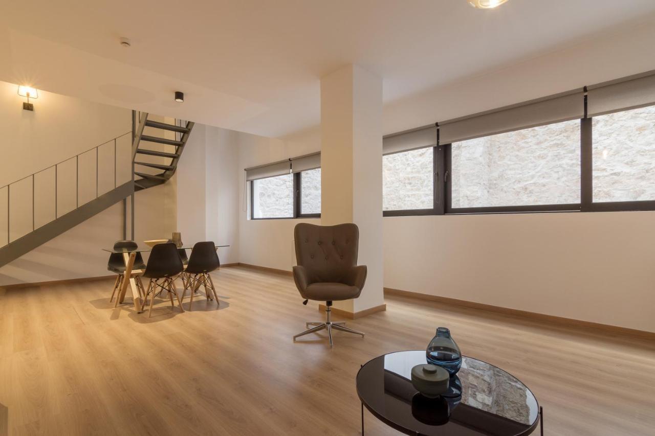 Leochares Lifestyle Apartments - Self Check-In アテネ エクステリア 写真