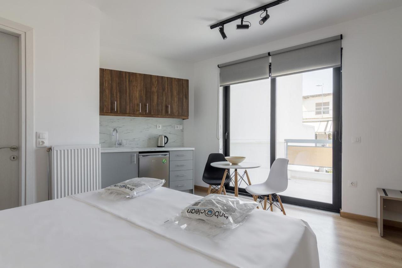 Leochares Lifestyle Apartments - Self Check-In アテネ エクステリア 写真
