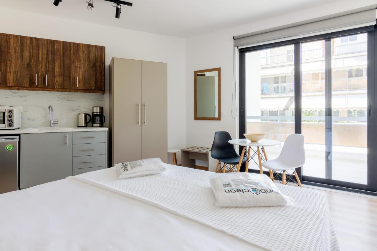 Leochares Lifestyle Apartments - Self Check-In アテネ エクステリア 写真